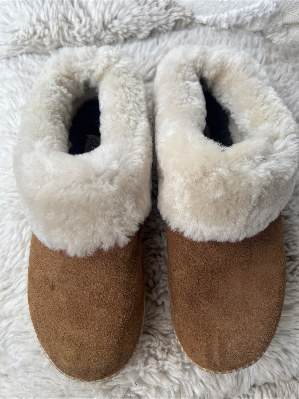 OluKai Women's Chestnut and Cream Shearling Slippers - Picture 4 of 13